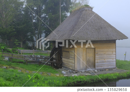 Thatched roof village in a Gassho-style village Thatched roof village in a Gassho-style village 135829658
