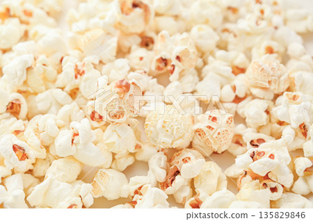 Popcorn  135829846