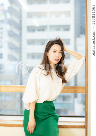 日式旅館和美女 日式旅館和美女 135831565