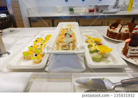 在豪華遊輪維京伊甸園享用甜點 135831932