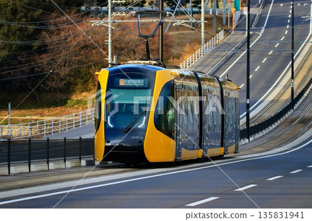 A great success since opening!! First new opening in 75 years of "streetcar"... Haga Utsunomiya LRT [Utsunomiya Haga Light Rail Line] 135831941
