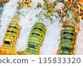Fresh lobsters on ice, close-up. Lobsters background, Seafood market in beach town. Fresh seafood 135833320