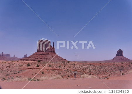 West Mitten Viewpoint on Valley Drive in Monument Valley West Mitten Viewpoint on Valley Drive in Monument Valley 135834550