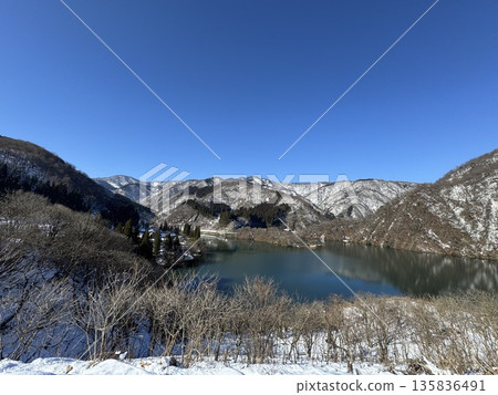 Gokayama in winter (Location: Nanto City, Toyama Prefecture, Photo taken in December) Gokayama in winter (Location: Nanto City, Toyama Prefecture, Photo taken in December) 135836491