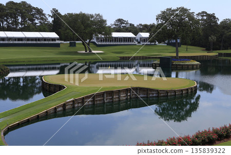 hole 17, tpc Sawgrass golf course, Ponte Vedra, Florida hole 17, tpc Sawgrass golf course, Ponte Vedra, Florida 135839322