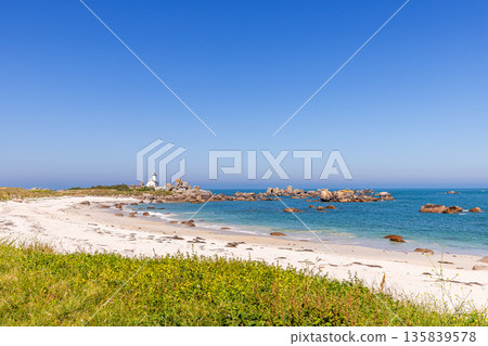 Beach of chardons bleus, finistere, brittany, france 135839578
