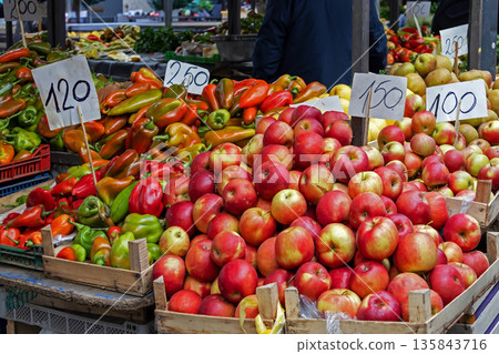 Fresh organic food market 135843716