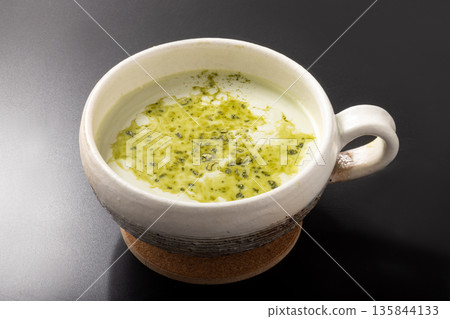 熱抹茶拿鐵 熱抹茶拿鐵 135844133