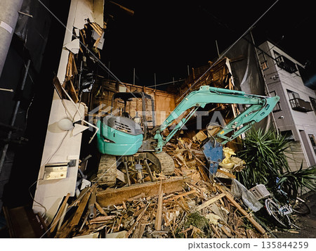 House to be demolished 135844259