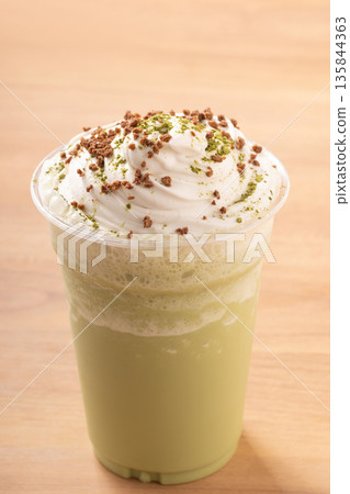 Matcha Cream Frappe (Chocolate Chip) 135844363