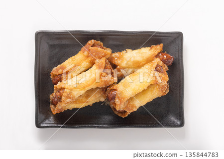 Vienna sausage, cheese, fries (gyoza skin) 135844783