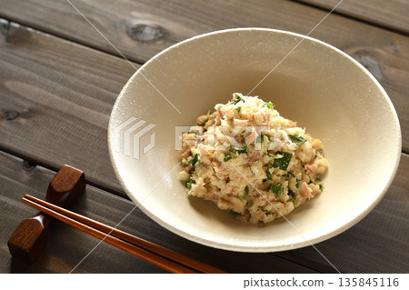 Tuna mayonnaise potato salad Tuna mayonnaise potato salad 135845116