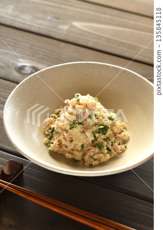 Tuna mayonnaise potato salad 135845118