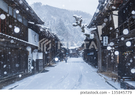 妻籠宿（冬季） 135845779