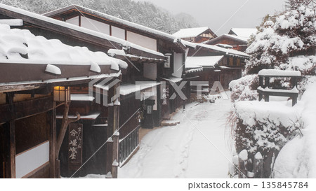 Tsumago-juku (winter) 135845784