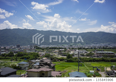 Summer streetscape of Shika, Suwa City, Nagano Prefecture Summer streetscape of Shika, Suwa City, Nagano Prefecture 135845906
