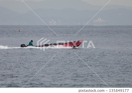 運行漁船 135849177