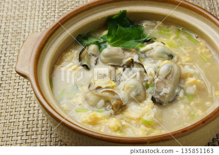 Oyster rice porridge Japanese food 135851163