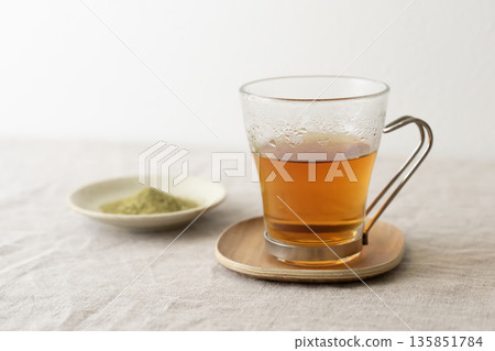 番瀉葉茶和茶葉 135851784