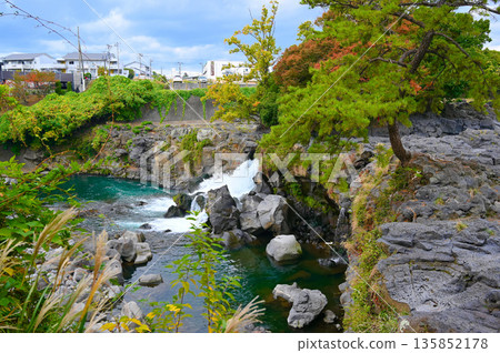 Ayutsubo Falls, Izu Peninsula Geopark, Nagaizumi Town 135852178