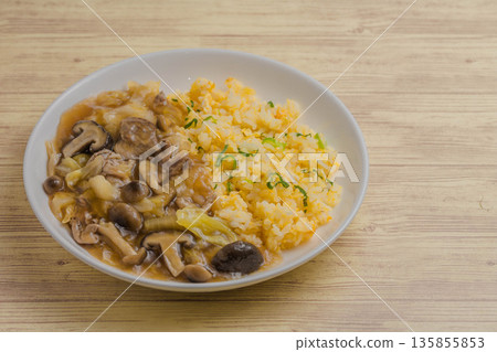 Mushroom fried rice with thickened sauce Mushroom fried rice with thickened sauce 135855853