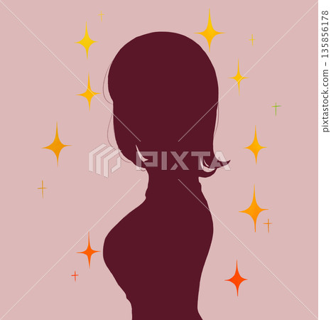 女人側面上身輪廓閃閃發光 135856178