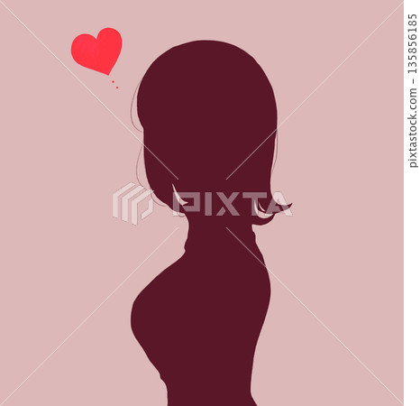 女人側面上身輪廓之愛 女人側面上身輪廓之愛 135856185