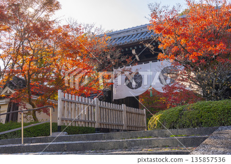 Komyo-ji Temple Main Gate Autumn Foliage Season 135857536