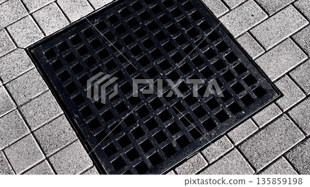 Grating Grating 135859198