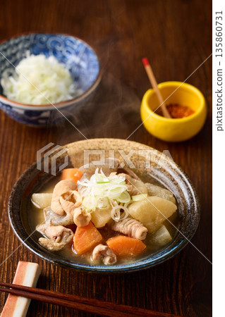 Stewed offal served on a plate Stewed offal served on a plate 135860731