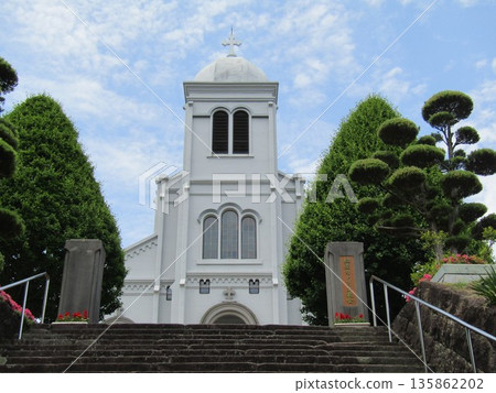 Catholic Himosashi Church, one of the most Romanesque churches in the East, located in Himosashicho, Hirado City, Nagasaki Prefecture Catholic Himosashi Church, one of the most Romanesque churches in the East, located in Himosashicho, Hirado City, Nagasaki Prefecture 135862202