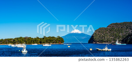 Panorama of Mt. Fuji from Fujimi Kaigan Dori [Numazu City, Shizuoka Prefecture] 135862263