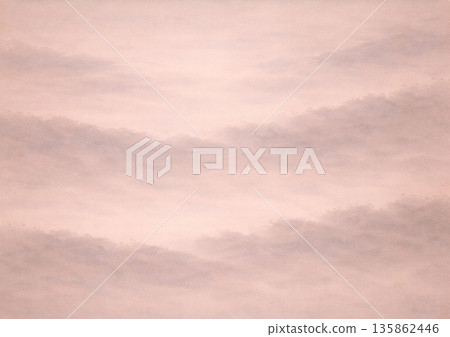 霧中的山影 135862446