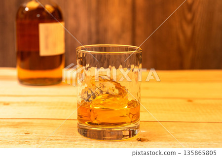 Whiskey on the rock 135865805