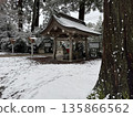Snow-covered temple grounds (Photo taken at Kintsugi Shrine in Hakusan City, Ishikawa Prefecture, January) 135866562