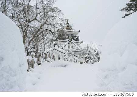 Snowy Yokote Castle Ruins 135867590