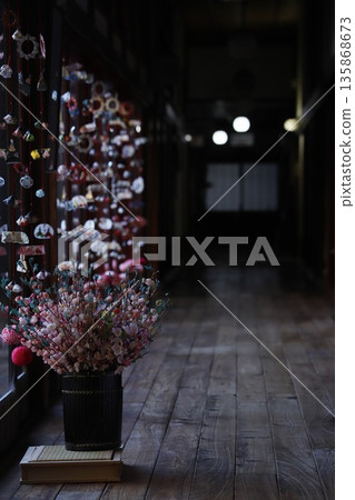 福井市霞水寺的山茶花景 福井市霞水寺的山茶花景 135868673