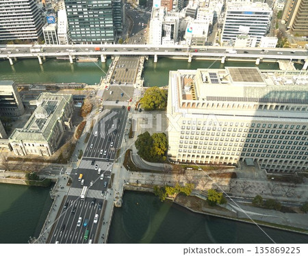 大阪市政廳周圍的風景 大阪市政廳周圍的風景 135869225