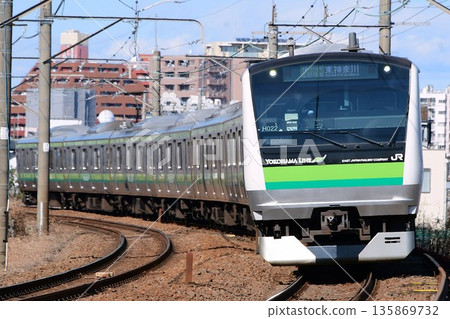 E233 series 6000 series Class H022 Yokohama Line E233 series 6000 series Class H022 Yokohama Line 135869732