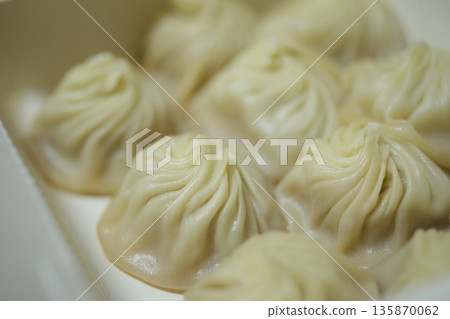 Xiaolongbao 135870062