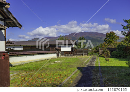 福島縣會津若松市會津、會津藩學校日進館、弓道嶺、磐梯山 福島縣會津若松市會津、會津藩學校日進館、弓道嶺、磐梯山 135870165