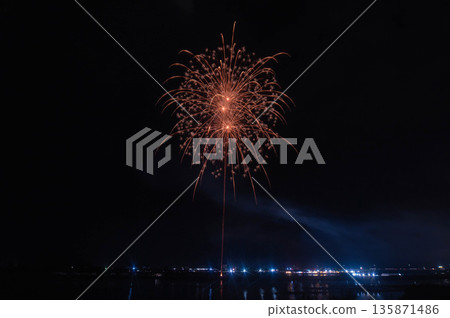 Yatsushiro Fireworks Festival "Competition: No. 5 Fireworks" Yatsushiro Fireworks Festival "Competition: No. 5 Fireworks" 135871486