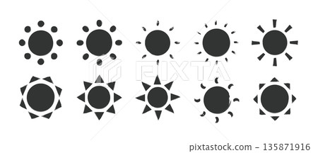 Hand-drawn vector sun icon doodle illustration 135871916