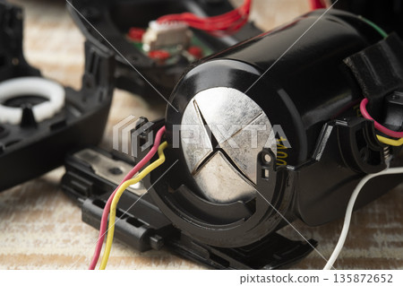 Broken capacitor,damage camera flashgun speedlight Broken capacitor,damage camera flashgun speedlight 135872652