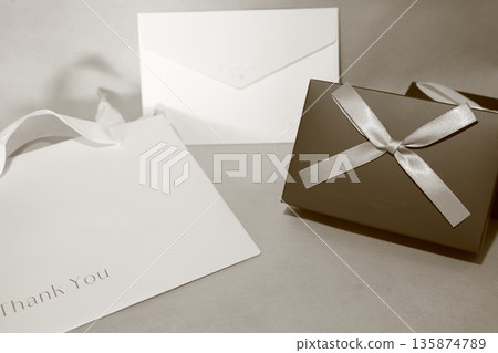 Valentine's Day chocolate gift Valentine's Day chocolate gift 135874789