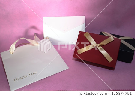 A gift image 135874791