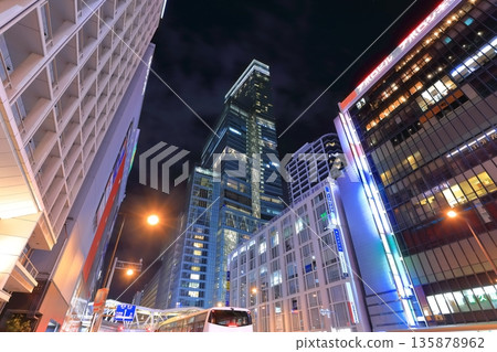 [Osaka] Night view of Abeno Harukas (Tennoji) 135878962