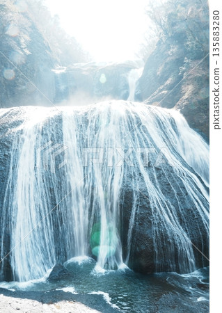 The mysterious Fukuroda Falls The mysterious Fukuroda Falls 135883280