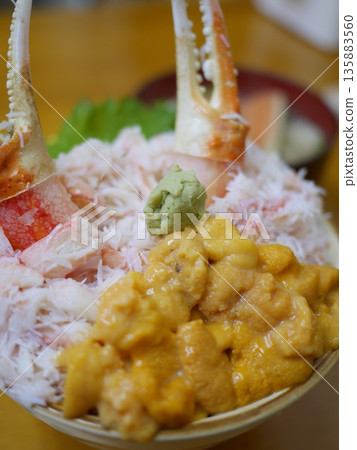 2015年2月4日 北海道 豪華蟹肉海膽海鮮飯 135883560