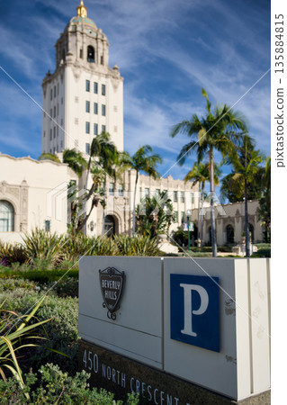 Beverly Hills City Hall and parking sign, Los Angeles, November 27, 2025 135884815